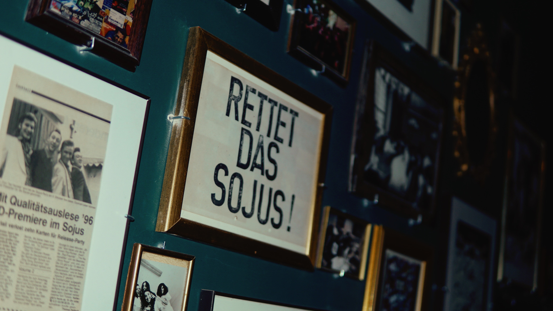 Erinnerungen an der Wand im Sojus 7